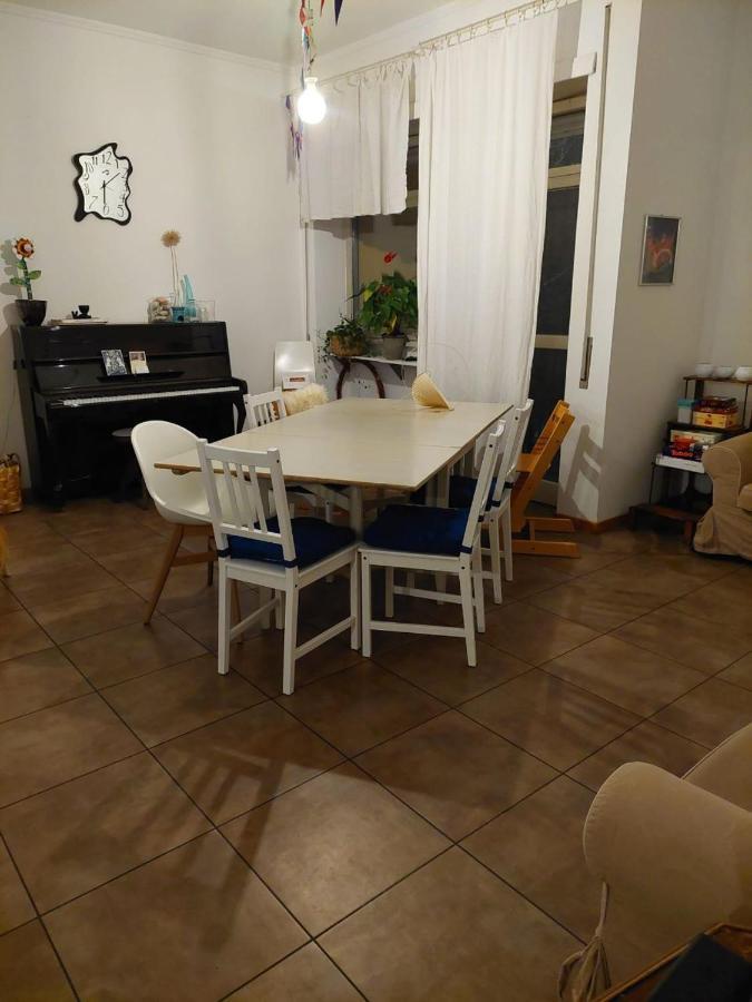 Room In A Quiet Part Of 베르가모 외부 사진